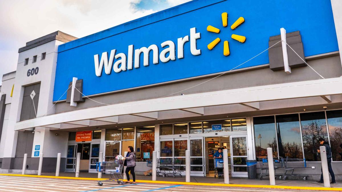Walmart shoppers rush to buy everyday essential that scans at register for  $1 instead of $28 - the exact aisle to look