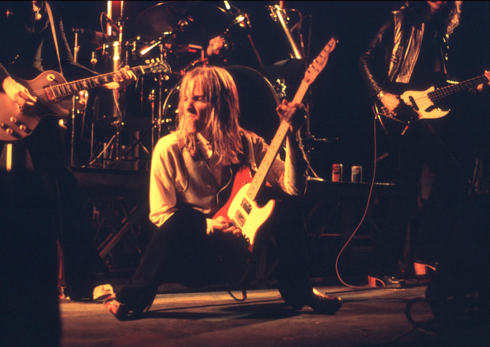 Tom Petty performs live onstage at the Hammersmith Odeon before&nbsp;a concert on May 14, 1977. (Photo: Ian Dickson via Getty Images)