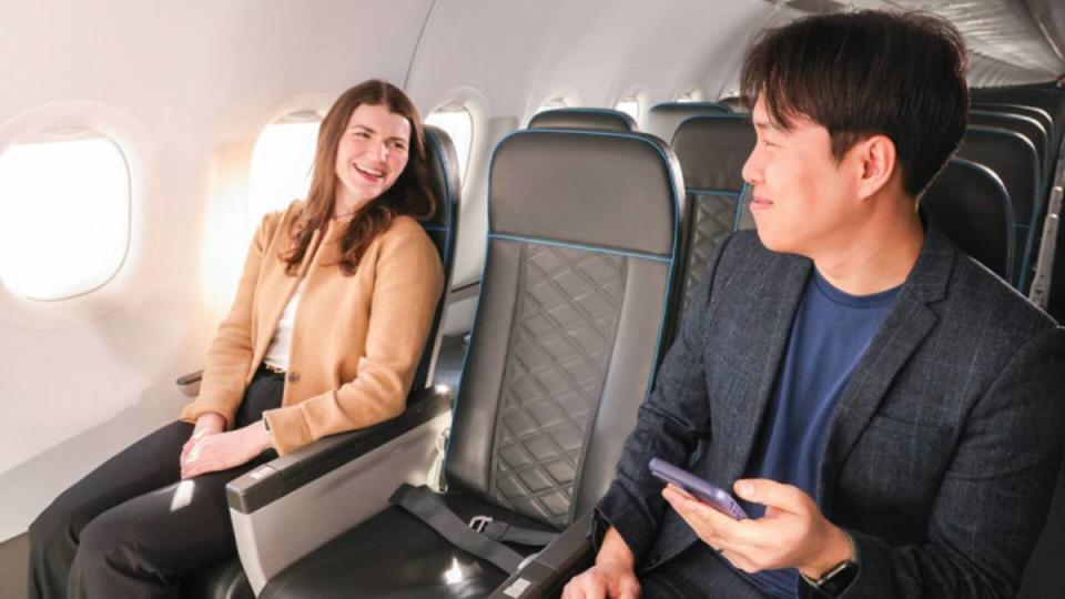 Frontier released these promotional images of its new UpFront Plus feature.<p>Frontier Airlines</p>