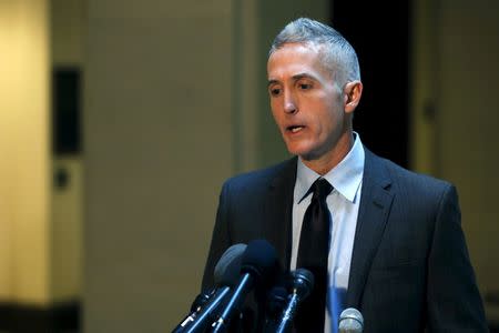 U.S. Representative Trey Gowdy (R-SC) speaks to reporters about the continuing work of the House Select Committee on Benghazi at the U.S. Capitol in Washington, January 6, 2016. REUTERS/Jonathan Ernst