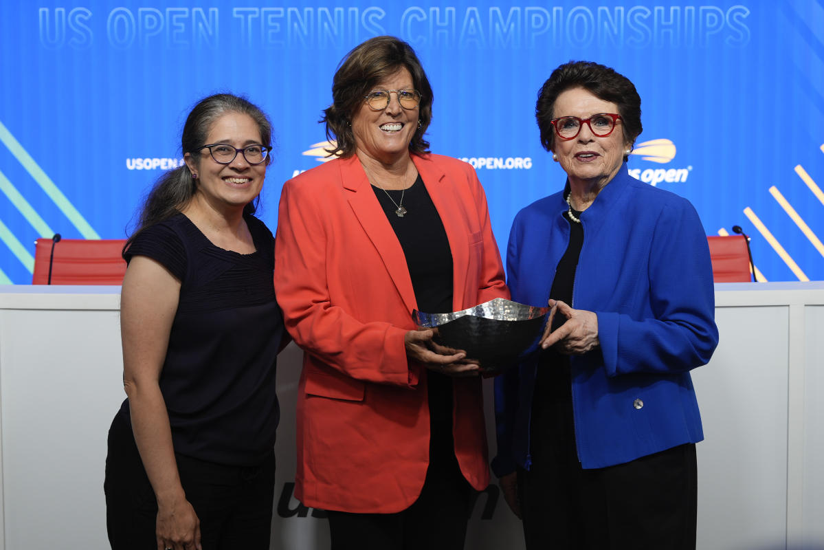 Billie Jean King set to earn another honor with the Congressional Gold Medal