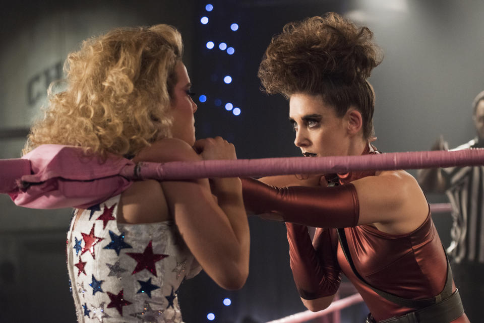 Betty Gilpin and Alison Brie in <em>GLOW</em>. (Photo: Netflix)