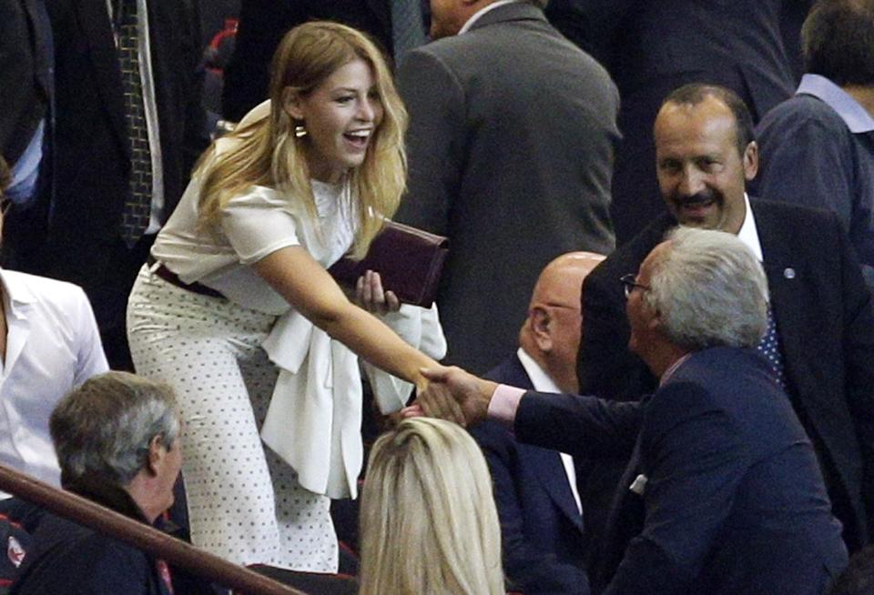 Barbara Berlusconi, daughter of former Italian Prime Minister Silvio Berlusconi, arrives in the tribune before the Champions League Group H soccer match between AC Milan and Celtic at San Siro stadium in Milan September 18, 2013. REUTERS/Max Rossi (ITALY - Tags: SPORT SOCCER POLITICS)