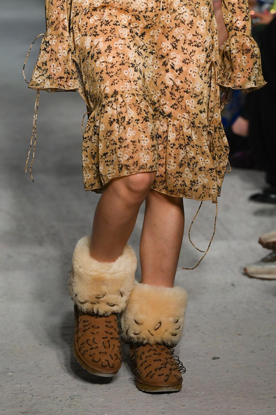 LONDON, ENGLAND - SEPTEMBER 16: A model, clothes detail, walks the runway during the KNWLS show during London Fashion Week September 2022 on September 16, 2022 in London, England. (Photo by Stuart Wilson/BFC/Getty Images)