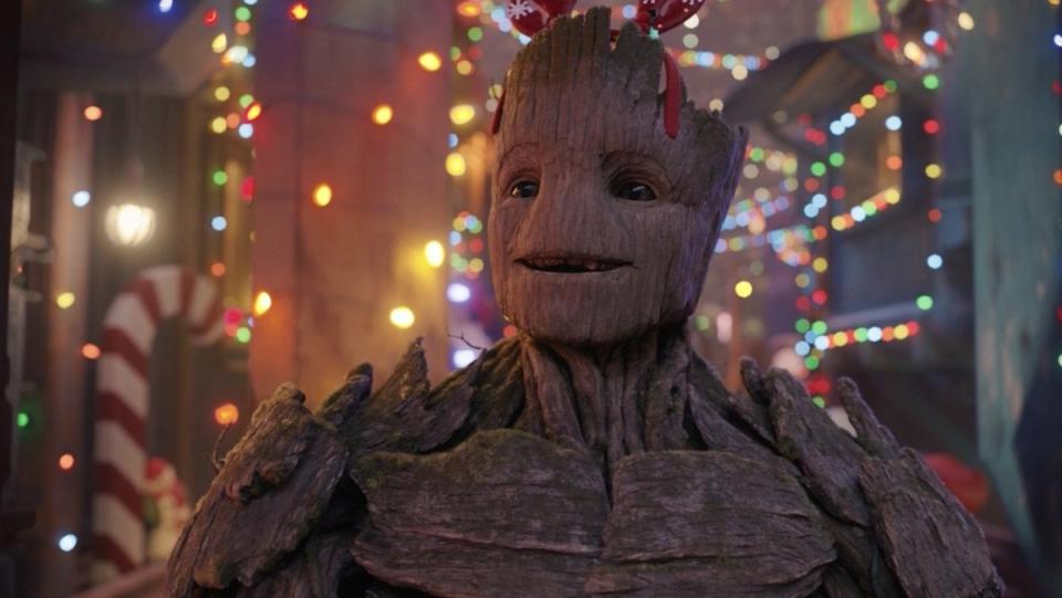 Swoll Groot smiles at Peter in The Guardians of the Galaxy Holiday Special