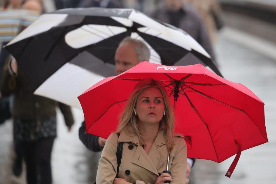 London Wet Weather: (George Cracknell Wright)