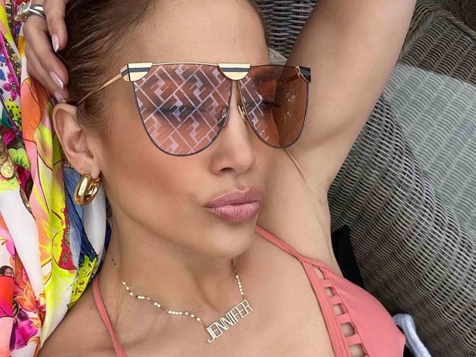 <p>@jlo Instagram</p>