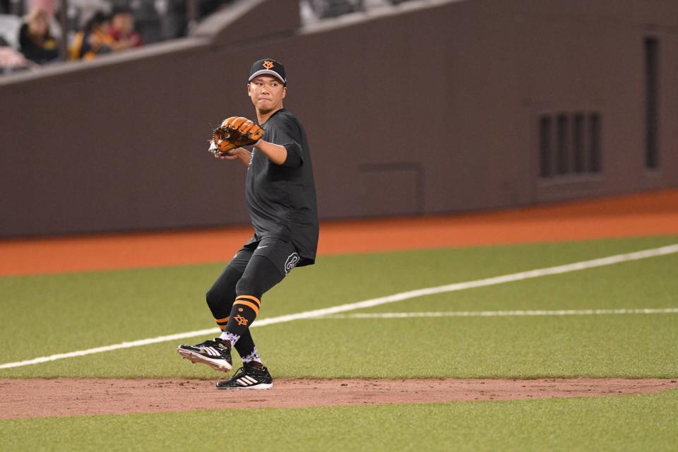 坂本勇人賽前練習。特約攝影蔡光逸/攝