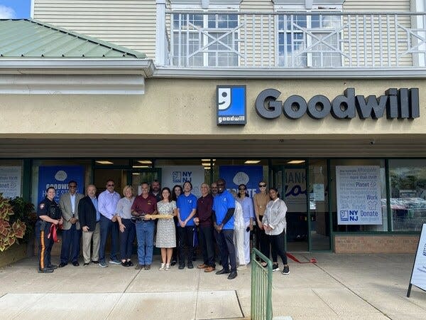 Goodwill NYNJ President & CEO Katy Gaul-Stigge and team with Somerset County Administrator Colleen Mahr; Hillsborough Mayor Shawn Lipani; Deputy Mayor John Ciccarelli; Administrator Anthony Ferrera; Police Officer Carly Dwyer; and Economic & Business Development Director Zuzana Karas; Vice-Chairman Jeremy Lees and members Tito Sharma, Abed Medawar, Antoinette Natale, and Mrinalini Ayachit.