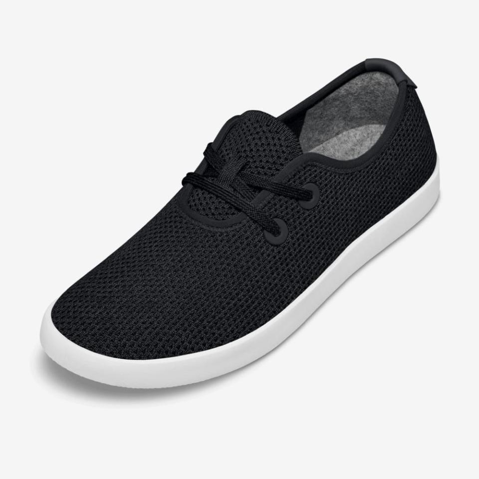 <p><a href="https://go.redirectingat.com?id=74968X1596630&url=https%3A%2F%2Fwww.allbirds.com%2Fproducts%2Fmens-tree-skippers&sref=https%3A%2F%2Fwww.menshealth.com%2Fstyle%2Fg20662311%2Fbest-boat-shoes%2F" rel="nofollow noopener" target="_blank" data-ylk="slk:Shop Now;elm:context_link;itc:0;sec:content-canvas" class="link ">Shop Now</a></p><p>Tree Skipper Shoes for Men</p><p>$100.00</p><p>allbirds.com</p>