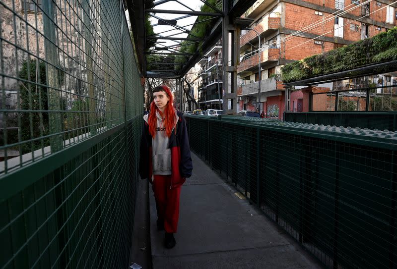 Jóvenes argentinos miran al abismo político en elecciones presidenciales