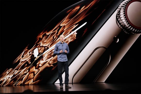 Apple chief operating officer Jeff Williams announces the Apple Watch Series 4