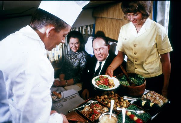 Scandinavian Airlines passengers were treated to luxury and high-class foods in past decades.