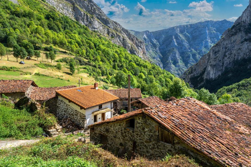 Houses on the mountainside of Spain