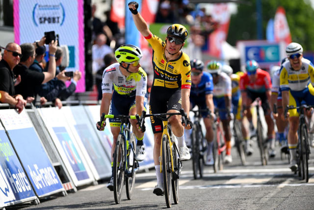  Olav Kooij (Jumbo-Visma) wins stage 4 at 4 Jours de Dunkerque 