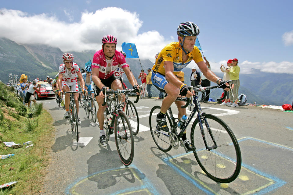 Lance Armstrong (right) and Jan Ullrich in competition. (Courtesy ESPN) 