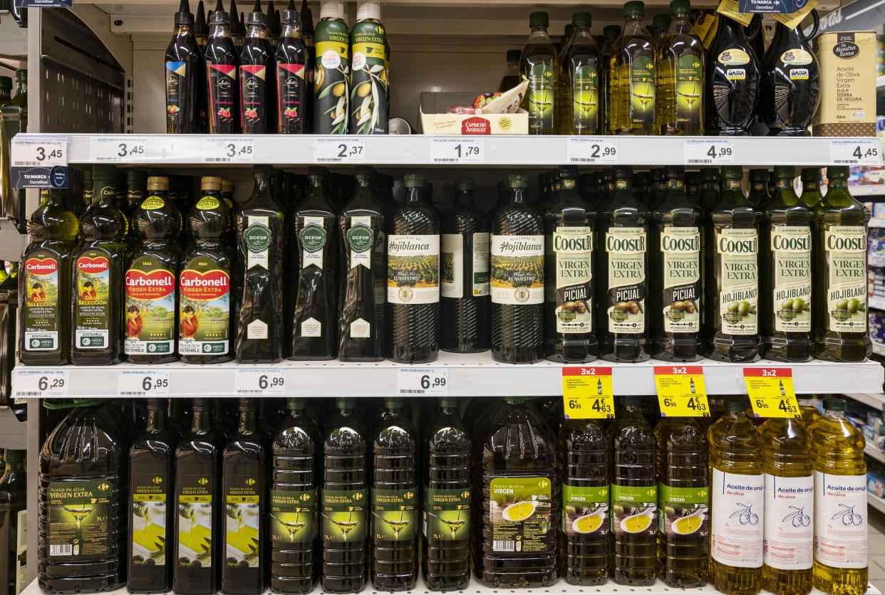 MADRID, SPAIN - 2022/06/17: Bottles of Spanish olive oil are seen displayed for sale at a Carrefour Express supermarket in Spain. (Photo by Xavi Lopez/SOPA Images/LightRocket via Getty Images)