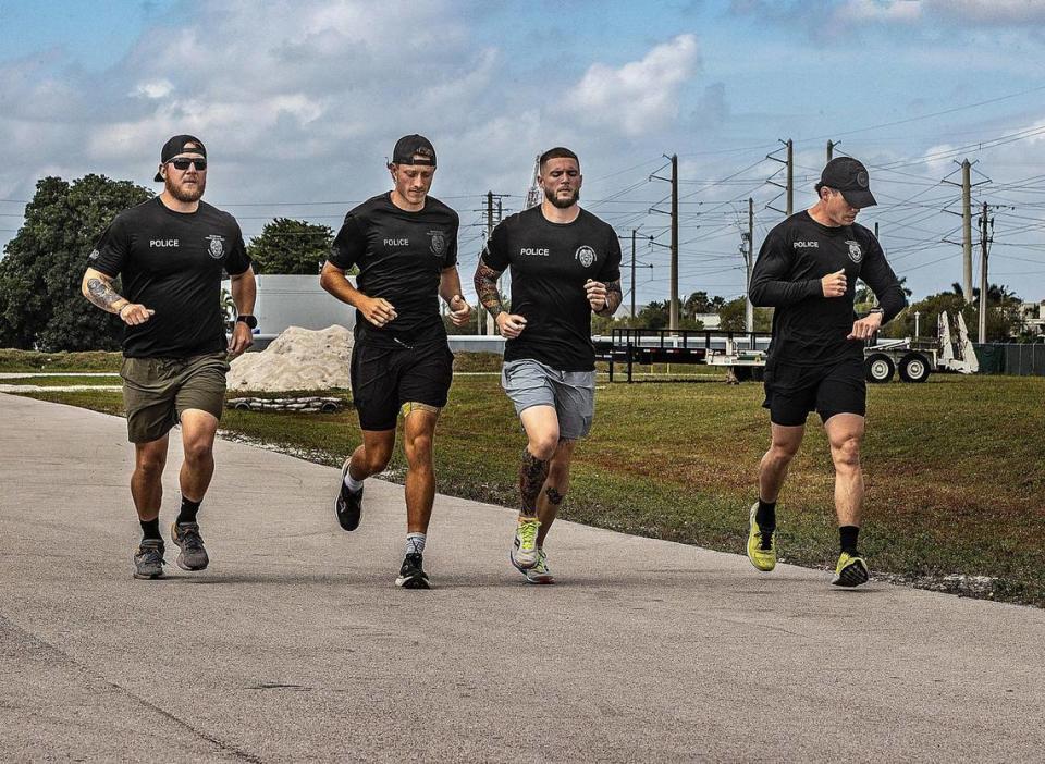 Los agentes entrenaron en Doral antes de participar este fin de semana en el Maratón de Miami, donde correrán en honor a su compañero caído, Cesar 'Echy' Echaverry.