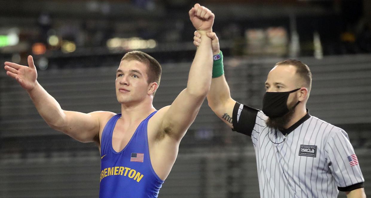 Bremerton's Thor Michaelson with a win over Enumclam's Westin Triplett for the 160-pound championship bout at Mat Classic State on Feb. 19.