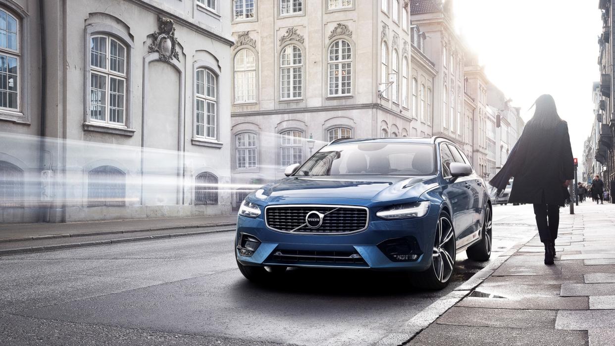 Volvo V90 R-Design Location.