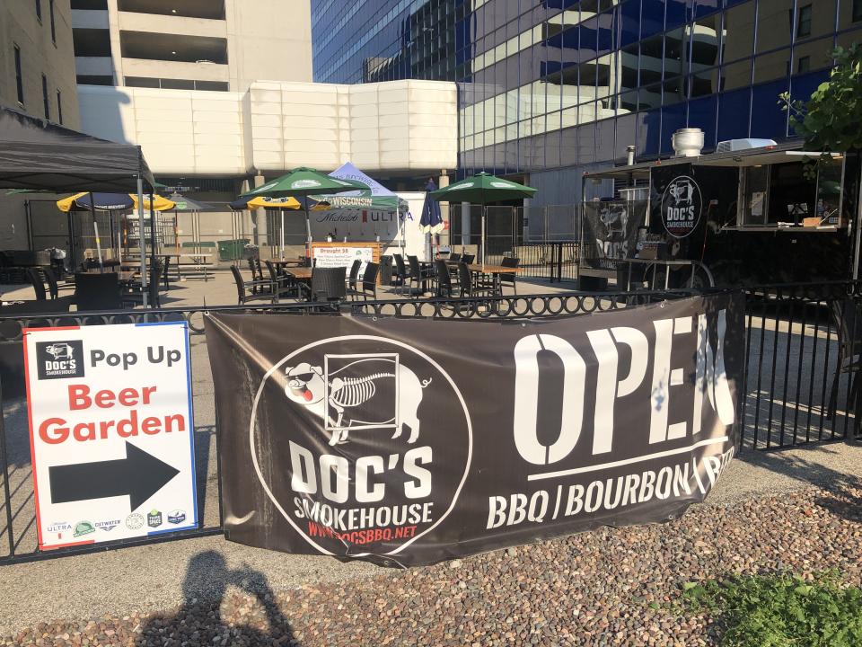 Doc’s Smokehouse setup a pop up Beer Garden just outside of the hard security zone.