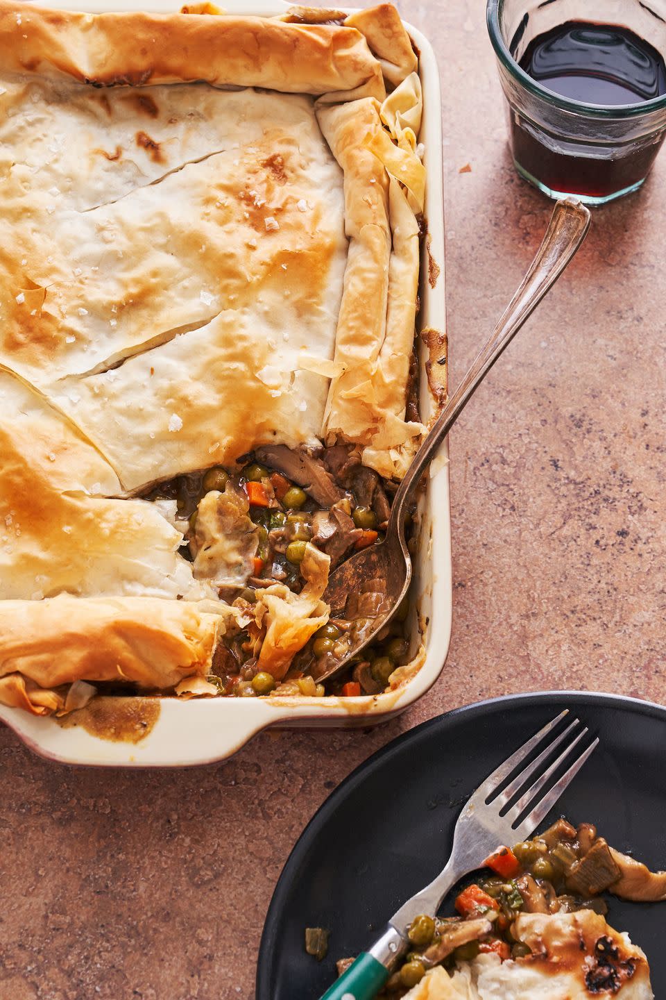 <p>When it's cold out, a steaming hot <a href="https://www.delish.com/cooking/recipe-ideas/recipes/a58236/easy-homemade-chicken-pot-pie-recipe/" rel="nofollow noopener" target="_blank" data-ylk="slk:pot pie;elm:context_link;itc:0;sec:content-canvas" class="link ">pot pie</a> filled with creamy, flavorful gravy, sweet and tender veggies, and topped with a shatteringly flaky crust is EVERYTHING. Here, <a href="https://www.delish.com/cooking/g1915/mushroom-recipes/" rel="nofollow noopener" target="_blank" data-ylk="slk:mushrooms;elm:context_link;itc:0;sec:content-canvas" class="link ">mushrooms</a> replace meat and are every bit as satisfying as their meaty counterparts.</p><p>Get the <strong><a href="https://www.delish.com/cooking/recipe-ideas/a34210722/vegan-pot-pie-recipe/" rel="nofollow noopener" target="_blank" data-ylk="slk:Vegan Mushroom Pot Pie recipe;elm:context_link;itc:0;sec:content-canvas" class="link ">Vegan Mushroom Pot Pie recipe</a></strong>.</p>