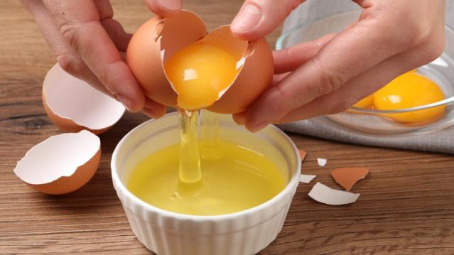 Add Egg Yolks For Richer And Creamier Homemade Mashed Potatoes