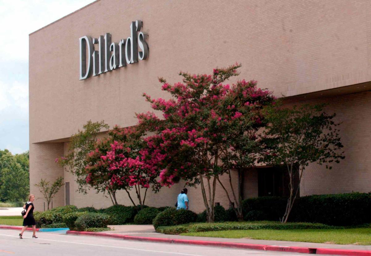 Dillards shares plunge after earnings miss as sales fall and costs rise