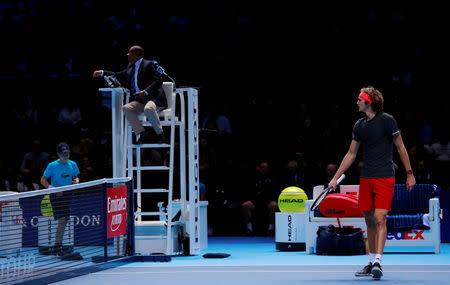 Tennis - ATP Finals - The O2, London, Britain - November 17, 2018 Germany's Alexander Zverev remonstrates with the umpire during his semi final match against Switzerland's Roger Federer Action Images via Reuters/Andrew Couldridge