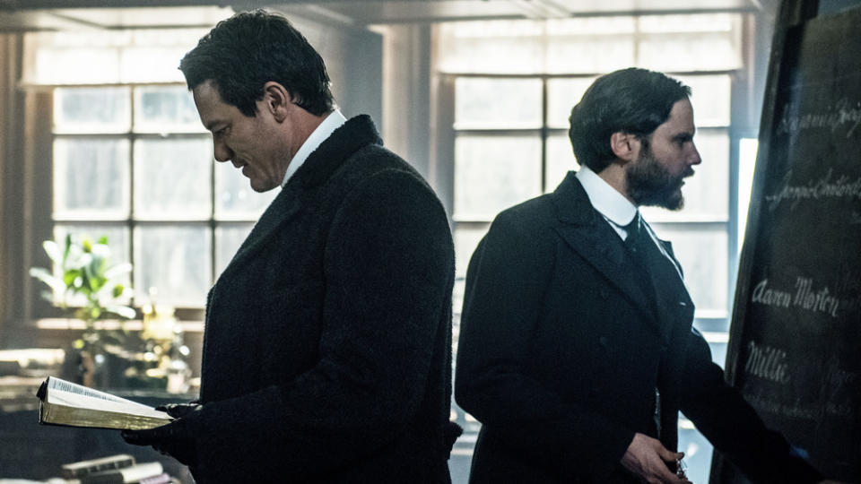 Daniel Brühl geht in Serie. In "The Alienist - Die Einkreisung" spielt er einen Psychologen, der einem Serienmörder das Handwerk legen will. Ein düsteres Katz-und-Maus-Spiel im New York des späten 19. Jahrhunderts.