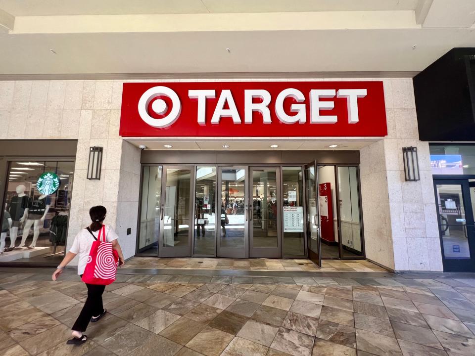 Ala Moana Center target