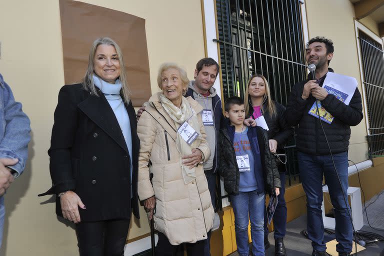 Su viuda, Martha Venturiello, estuvo acompañada por sus dos hijos y sus nietos