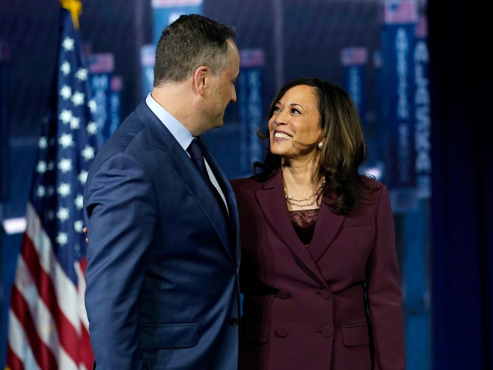 kamala harris doug emhoff