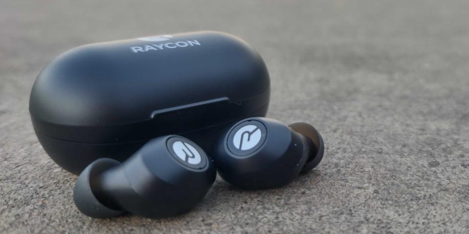 Use this exclusive coupon code for 15% off Raycon earbuds just in time for Father's Day.