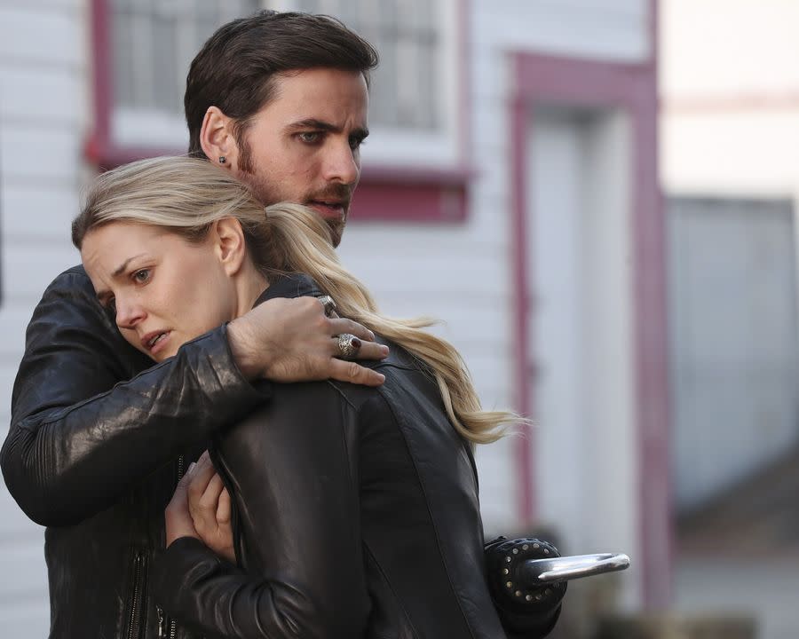 There’s a huge secret between Emma and Hook on “Once Upon a Time,” and we don’t like it one bit