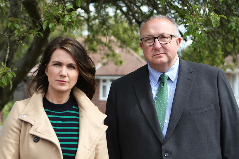 Embargoed picture: For publication from Tuesday 21st September 2021
From Optomen Television 


THE REAL MANHUNT 
Thursday 30th September 2021 on ITV 

Pictured: (l-r) Susanna Reid with Former Police Senior Investigating Officer Colin Sutton

