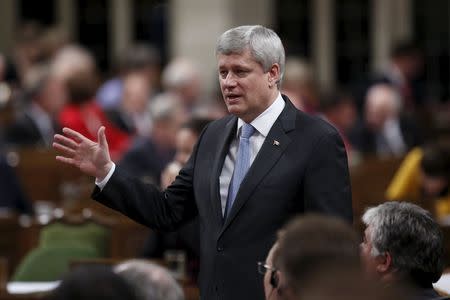 Canada&#39;s Prime Minister Stephen Harper speaks during Question Period in the House of Commons on Parliament Hill in Ottawa, Canada, June 16, 2015. REUTERS/Chris Wattie