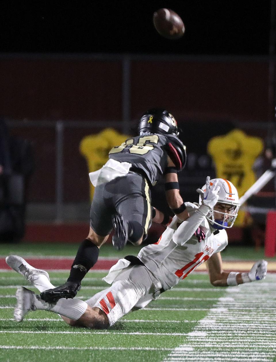 Maple Mountain plays Timpview in a varsity football game at Maple Mountain High School in Spanish Fork on Friday, Oct. 6, 2023. | Kristin Murphy, Deseret News