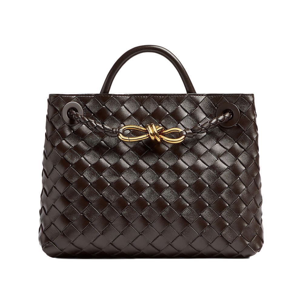 <p><a href="https://go.redirectingat.com?id=74968X1596630&url=https%3A%2F%2Fwww.bottegaveneta.com%2Fen-us%2Fsmall-andiamo-fondant-766014VCPP12272.html&sref=https%3A%2F%2Fwww.elle.com%2Ffashion%2Fshopping%2Fg46507808%2Fbest-designer-crossbody-bags%2F" rel="nofollow noopener" target="_blank" data-ylk="slk:Shop Now;elm:context_link;itc:0;sec:content-canvas" class="link rapid-noclick-resp">Shop Now</a></p><p>Small Andiamo</p><p>bottegaveneta.com</p><p>$4200.00</p>