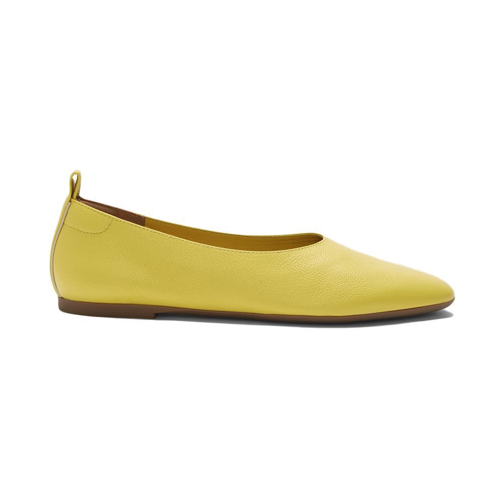 <p><a href="https://go.redirectingat.com?id=74968X1596630&url=https%3A%2F%2Fwww.everlane.com%2Fproducts%2Fwomens-day-glove-high-visibility-yellow&sref=https%3A%2F%2F" rel="nofollow noopener" target="_blank" data-ylk="slk:Shop Now;elm:context_link;itc:0;sec:content-canvas" class="link rapid-noclick-resp">Shop Now</a></p><p>The Italian Leather Day Glove</p><p>everlane.com</p><p>$61.00</p>