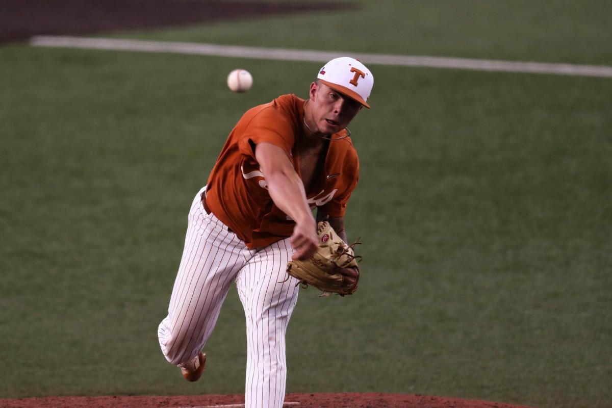 Texas Longhorns baseball: 3 homers, great pitching lead to win over Air  Force