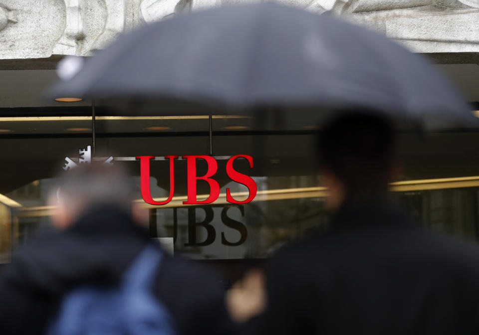 UBS Prepares Cloud Move to Secret Microsoft Data Centers