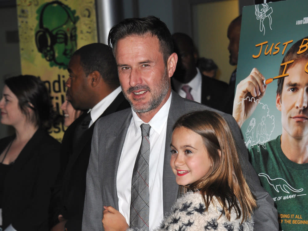 Schauspieler David Arquette im Jahr 2015 mit seiner Tochter Coco bei einem Event (Bild: Featureflash Photo Agency/Shutterstock)