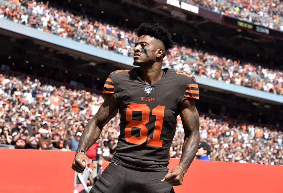 Wide receiver Rashard Higgins #81 of the Cleveland Browns reacts to the crowd as he enters the field before playing in the game against the Tennessee Titans at FirstEnergy Stadium on September 08, 2019 in Cleveland, Ohio. (Photo by Jason Miller/Getty Images)