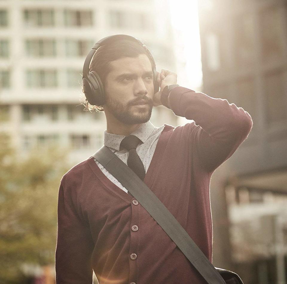 Block out the world with these Bose noise-cancelling headphones. (Photo: Amazon)