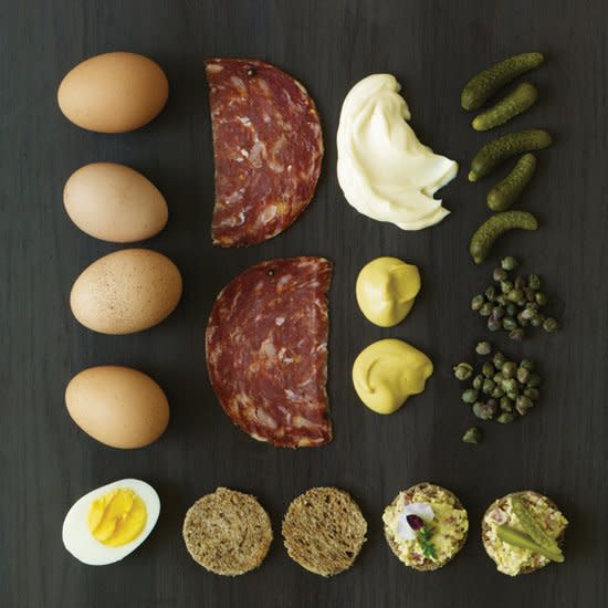 Salami-Egg Canapés