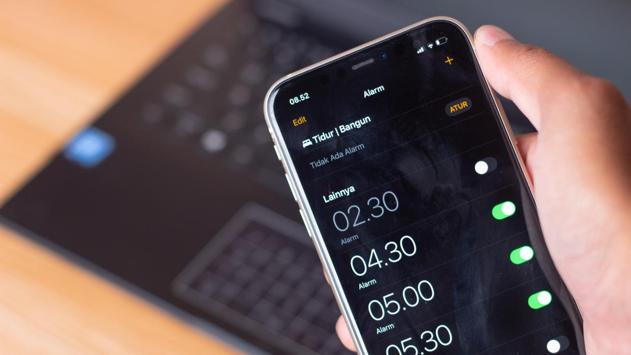  IPhone alarm interface. 