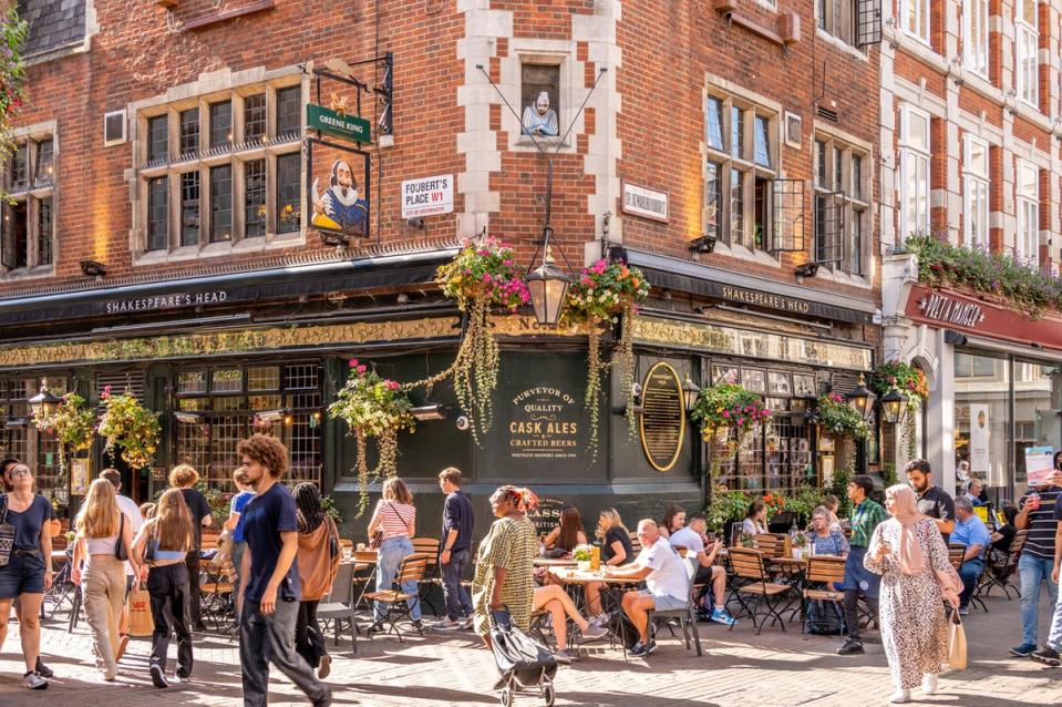 Dive into London’s drinking culture with Liquid History Tours (Getty Images)