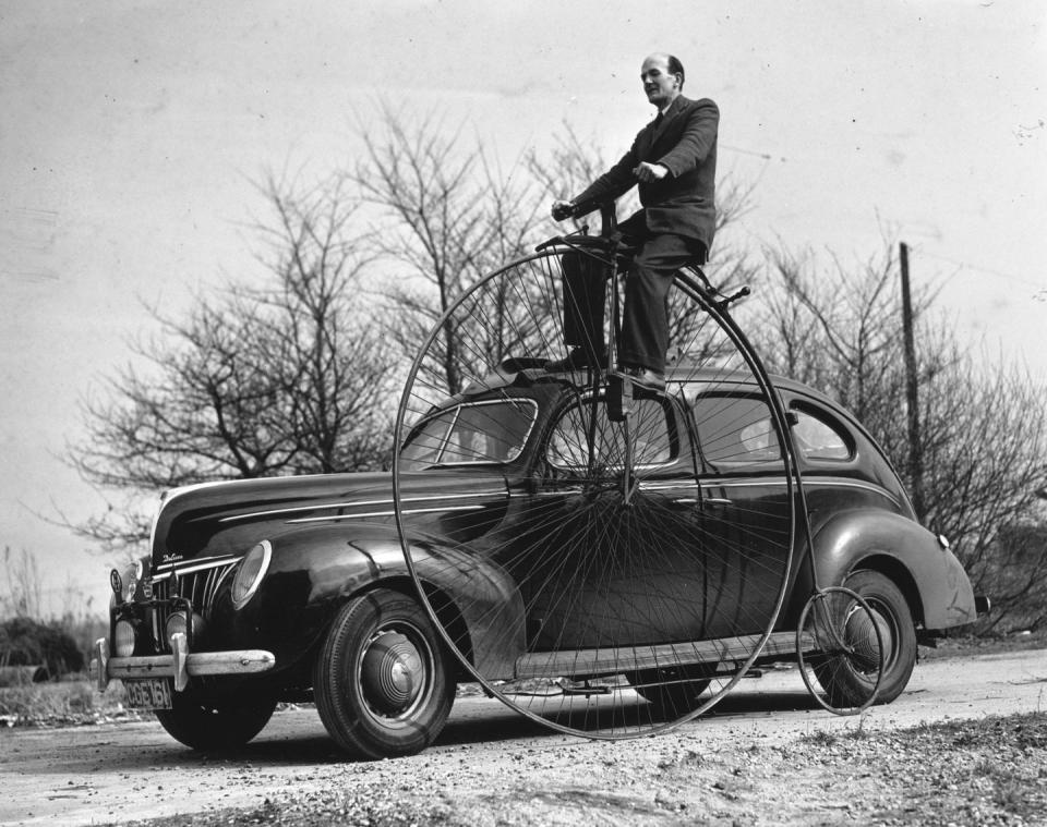 These Amazing Cycling Photos Will Send You Back in Time