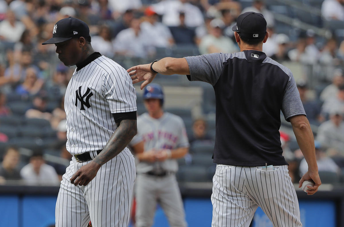 Yankees closer Aroldis Chapman throws off mound after returning